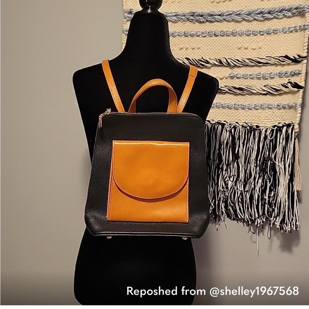 Davina Firenze Black and Tan Women's Leather Backpack